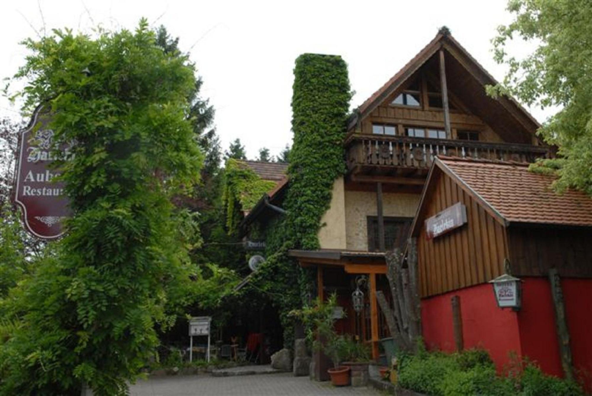 Alte Schreinerei-Auberge Harlekin Randegg Экстерьер фото