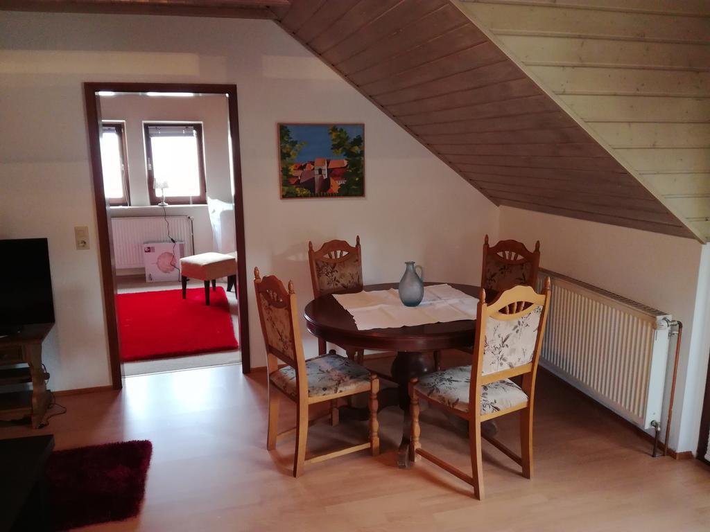 Alte Schreinerei-Auberge Harlekin Randegg Экстерьер фото