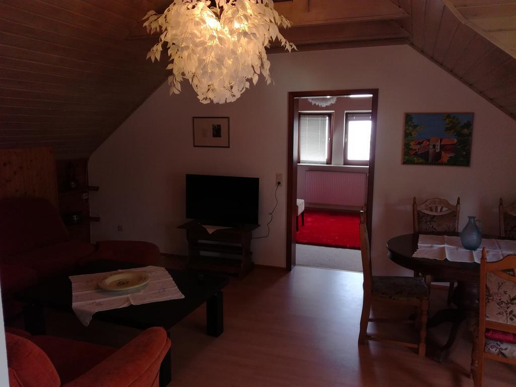 Alte Schreinerei-Auberge Harlekin Randegg Экстерьер фото
