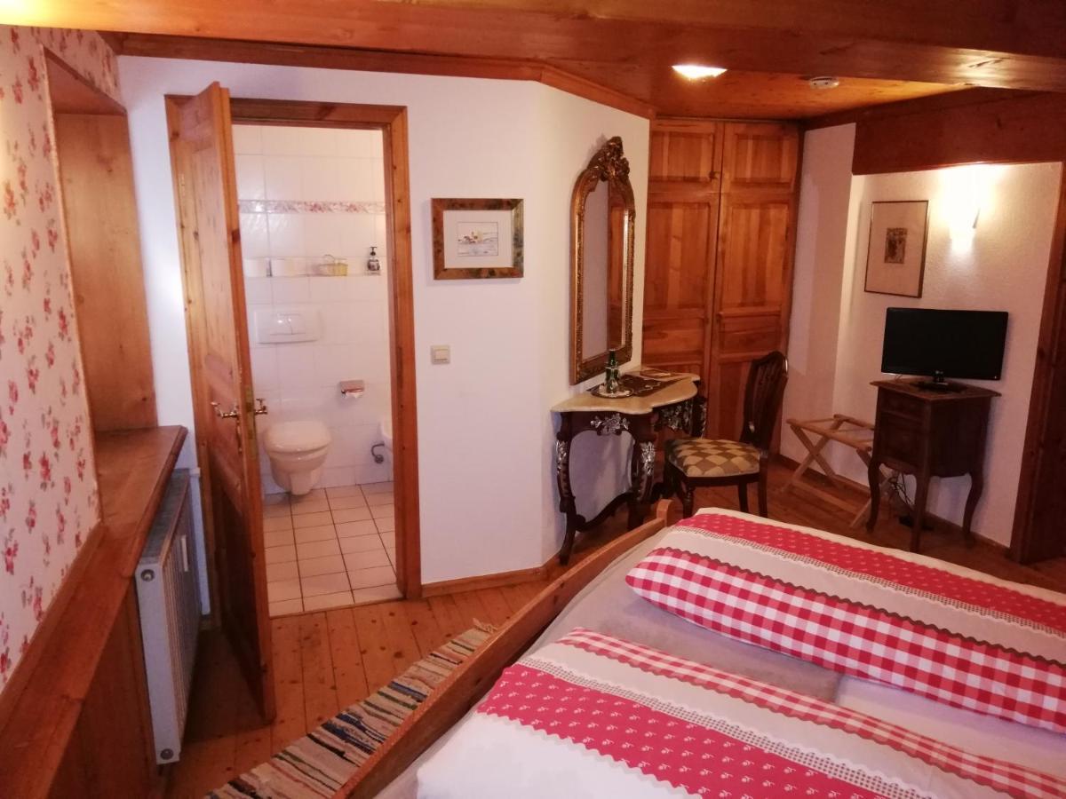 Alte Schreinerei-Auberge Harlekin Randegg Экстерьер фото